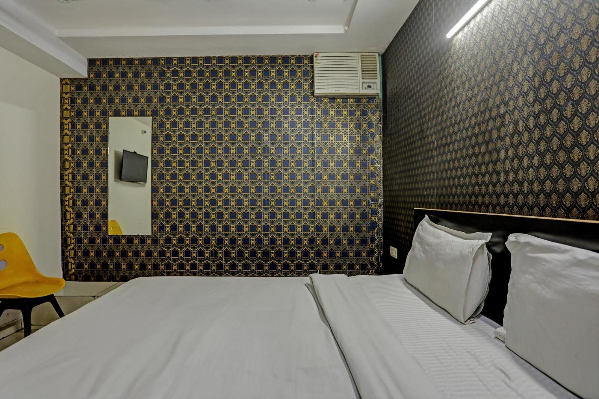 Hotel O Kanak Palace นิวเดลี ภายนอก รูปภาพ
